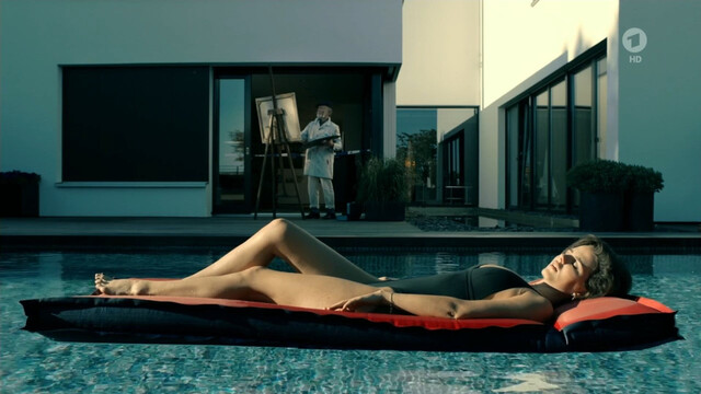 Ruby O. Fee sexy – Tatort e1047 (2018)