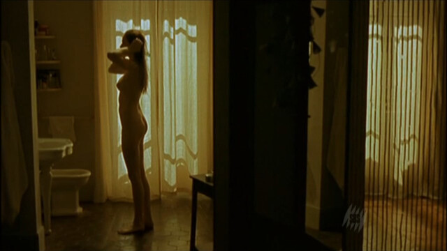 Leelee Sobieski nude – L'idole (2002)