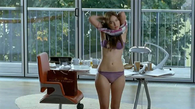 Zora Holt nude – Der Typ, 13 Kinder & ich (2009)