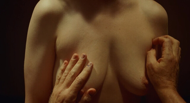 Ronia Ava nude – Queer (2024)