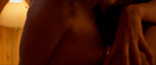 Cristiane Wersom nude – The Tree House (A Casa da Árvore) (2023)