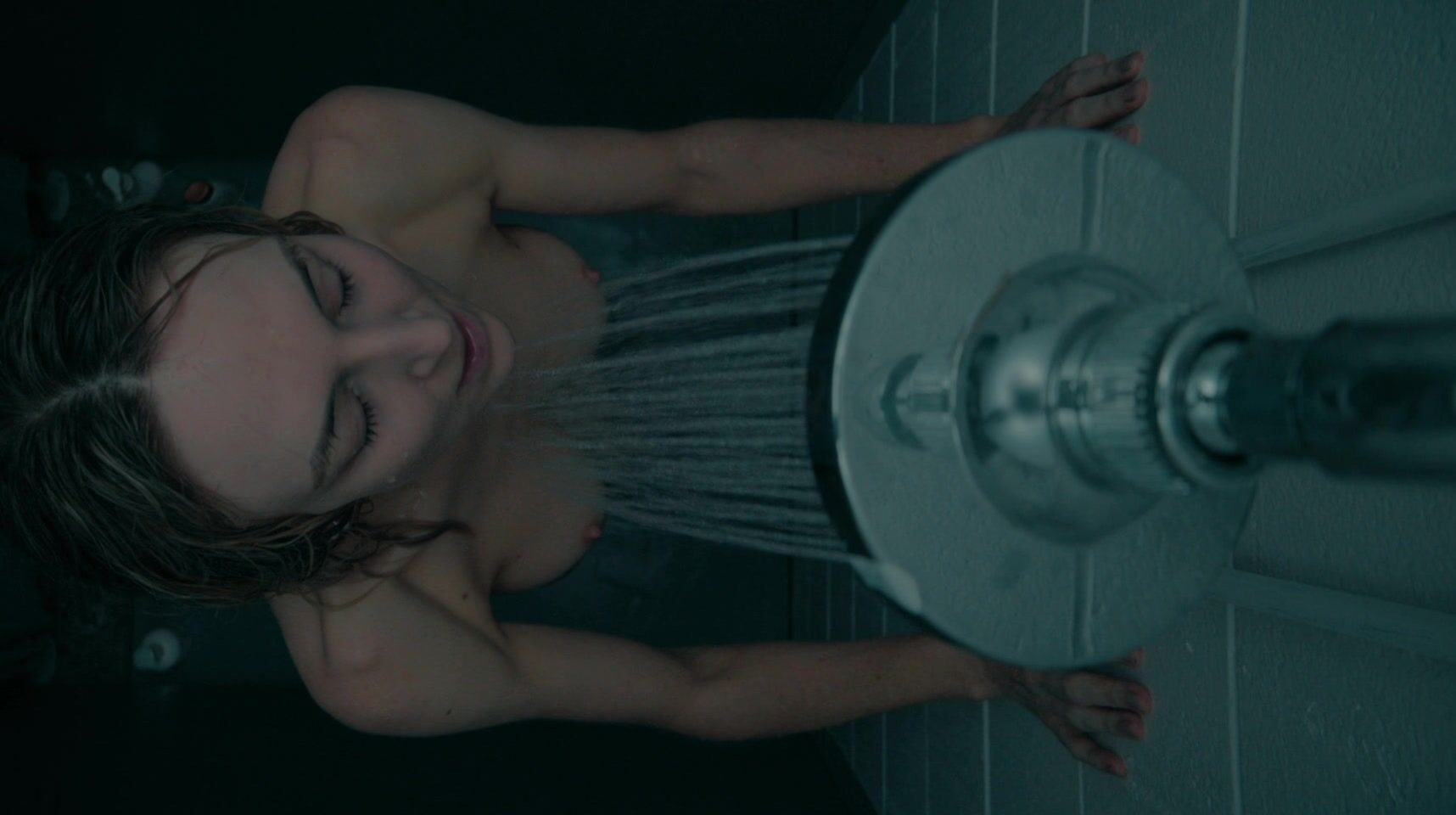 Holly Shervey nude - Crackhead s01e02 (2026)