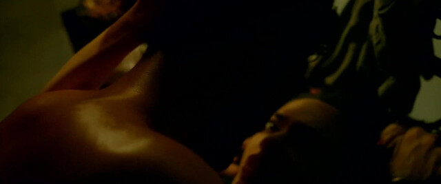 Sobhita Dhulipala nude - Raman Raghav 2.0 (2016)