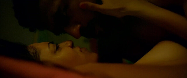 Sobhita Dhulipala nude - Raman Raghav 2.0 (2016)