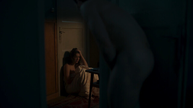 Michalina Olszanska sexy, Monika Mikołajczak nude – Kulej All That Glitters Isn’t Gold (Kulej. Dwie strony medalu) (2024)