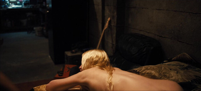 Bella Podaras sexy, Sydney Sweeney nude, Zendaya sexy, Alexa Demie sexy, Chloe Cherry nude, Hunter Schafer sexy, etc - Euphoria s03e02 (2026)