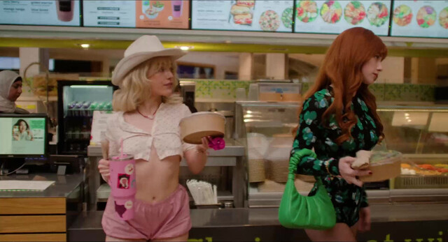 Lili Reinhart sexy, Victoria Pedretti nude - Forbidden Fruits (2026)