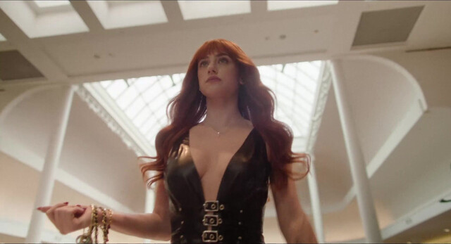 Lili Reinhart sexy, Victoria Pedretti nude - Forbidden Fruits (2026)