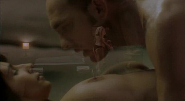 Carolina Pelleritti nude - The Dark Side of the Heart 2 (2001)