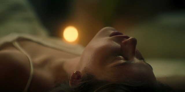 Nicole Wallace nude, Chiara Parravicini nude, Florencia Crino nude, Noelia Conuenao nude - La Casa de los Espíritus s01e01-03 (2026)