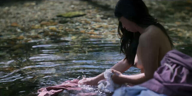 Nicole Wallace nude, Chiara Parravicini nude, Florencia Crino nude, Noelia Conuenao nude - La Casa de los Espíritus s01e01-03 (2026)