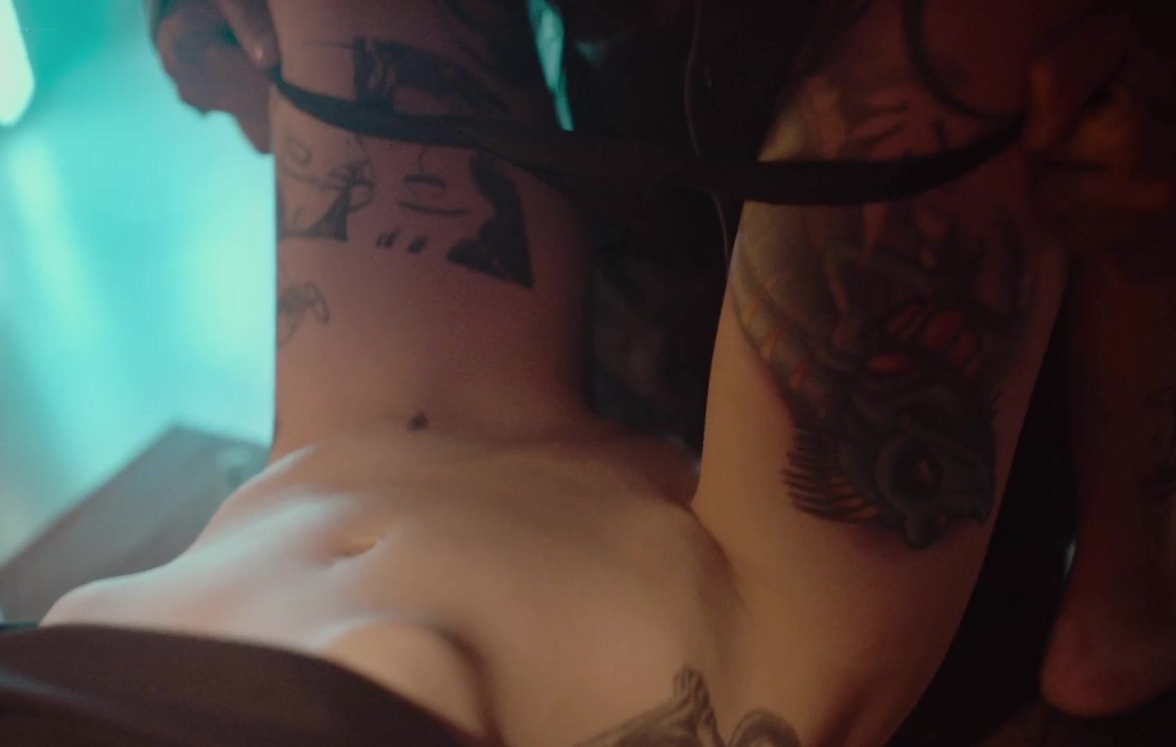 Milena Smit nude - Cross the Line (2020)