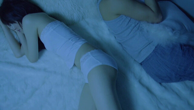 Shiga Lin sexy, Jeana Ho sexy - Lan Kwai Fong (2011)