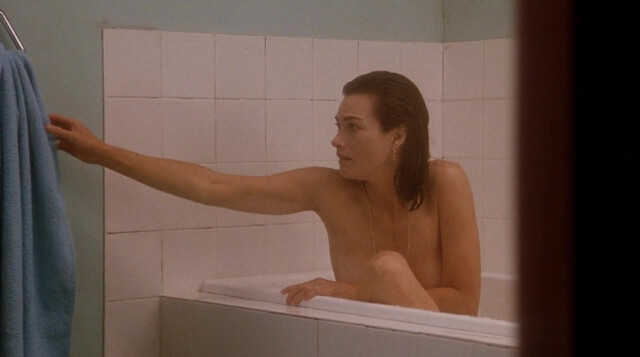 Chelsea Field nude - Dust Devil (1992)
