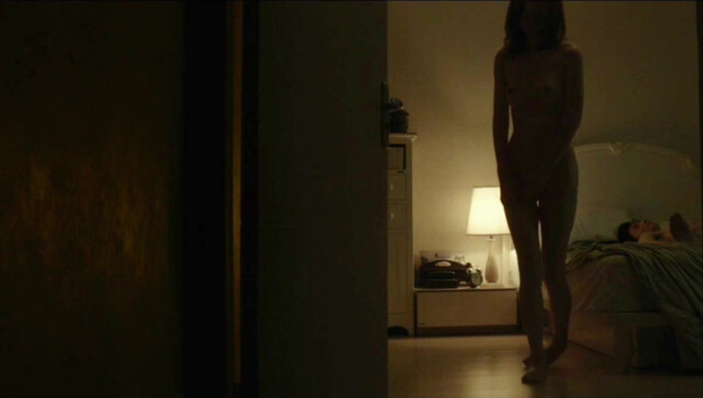 Ko Won nude - Dangerous Addiction (2015)