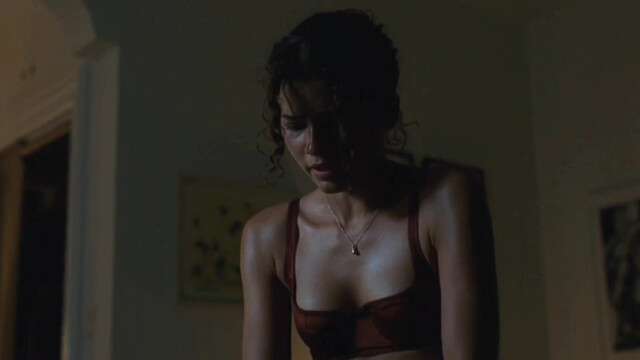 Zendaya sexy, Hailey Gates sexy - The Drama (2026)