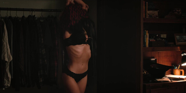 Natalie Alyn Lind sexy, Kelly Reilly sexy - Dutton Ranch s01e03 (2026)