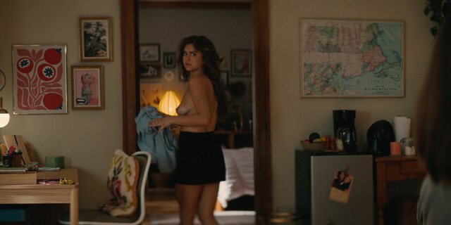 Mika Abdalla nude - Off Campus s01e01 (2026)