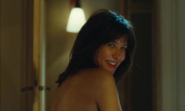 Sophie Marceau sexy - Un Bonheur n'arrive jamais seul (2012)