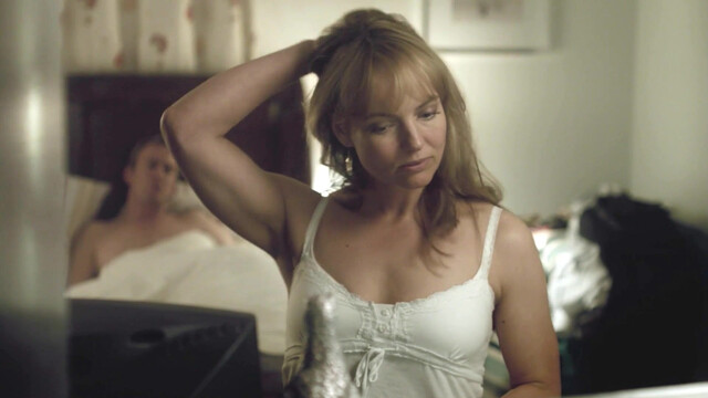 Lisa Kay nude - Hidden s01e01 (2011) HD