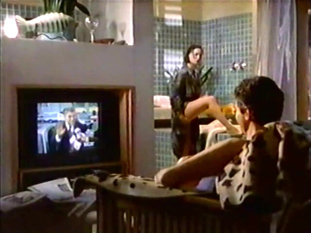 Keegan Connor Tracy nude - Beggars and Choosers s01e01-02 (1999)
