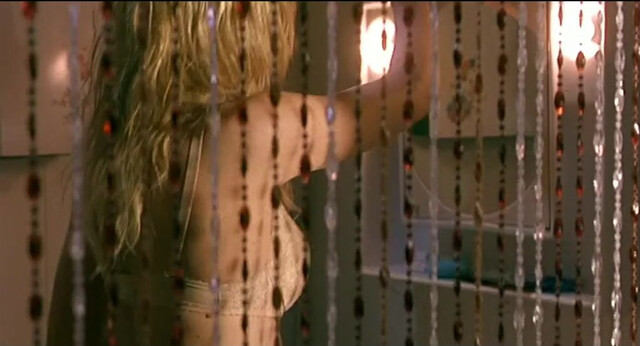 Valeria Marini nude - Bambola (1996) HD