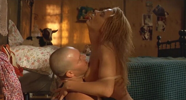 Valeria Marini nude - Bambola (1996) HD