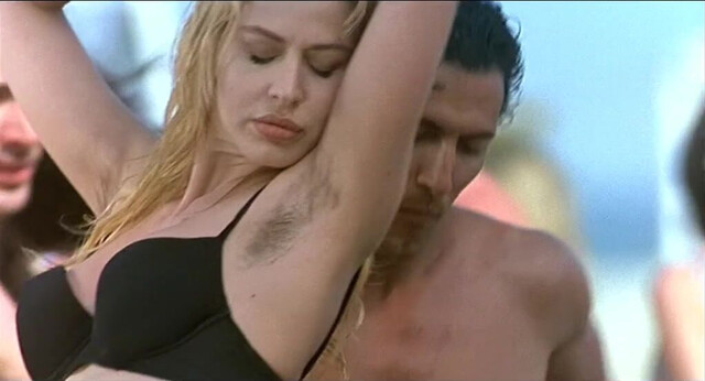 Valeria Marini nude - Bambola (1996) HD