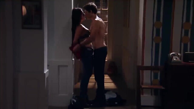 Sandra Echeverria sexy - Relaciones peligrosas s01e01 (2012)