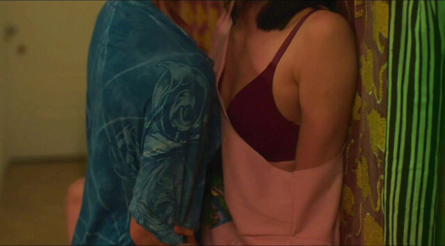 Elizabeth Tang sexy, Han Ning sexy - Girlfriends (2025)