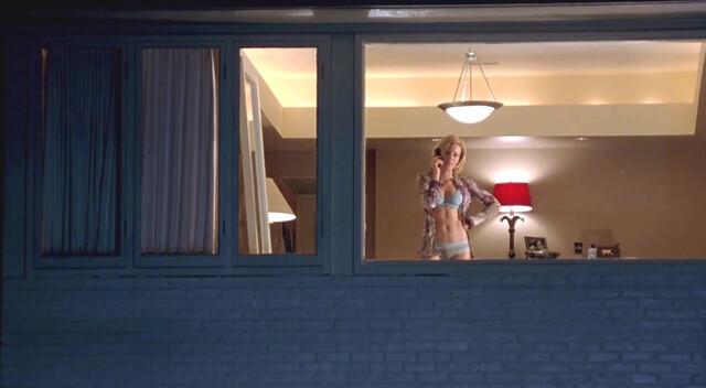 Elizabeth Banks sexy - Meet Bill (2007)