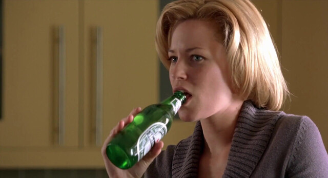 Elizabeth Banks sexy - Meet Bill (2007)