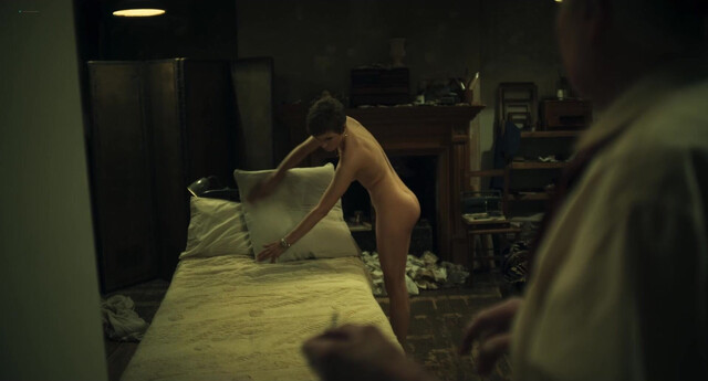 Ellie Bamber nude - Moss & Freud (2026)