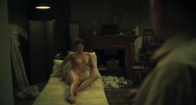Ellie Bamber nude - Moss & Freud (2026)
