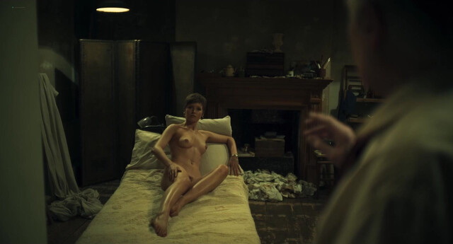 Ellie Bamber nude - Moss & Freud (2026)
