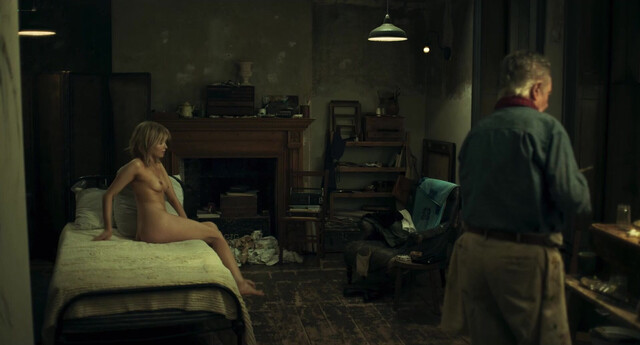 Ellie Bamber nude - Moss & Freud (2026)