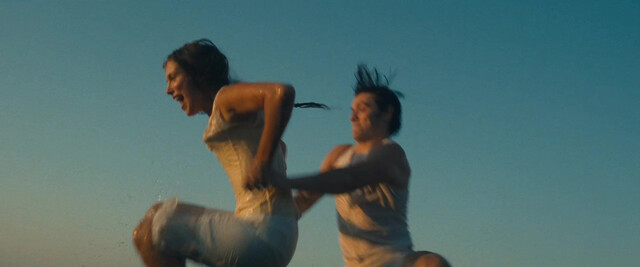 Millie Bobby Brown sexy - Enola Holmes 3 (2026)