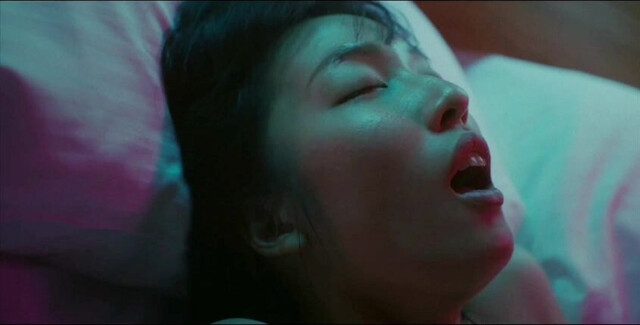 Yuxuan Wang sexy, Naihan Hsu nude - Little Blue (2022)