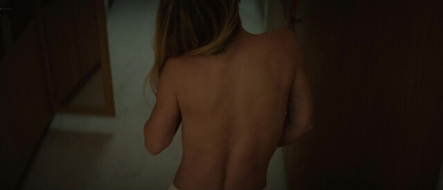 Ludwika Paleta nude - Deseo (2026)