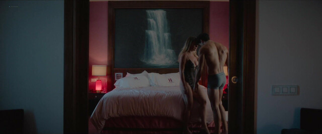 Ludwika Paleta nude - Deseo (2026)