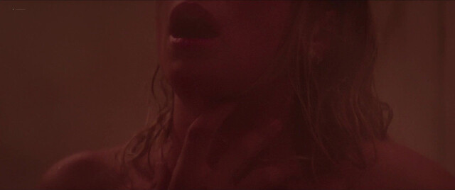 Ludwika Paleta nude - Deseo (2026)
