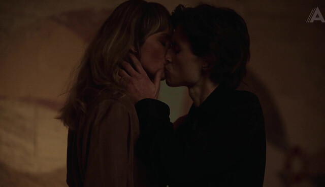 Frida Gustavsson nude - Trolösa s01e05, e06 (2025)