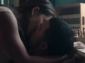Merritt Patterson sexy - The Art of More s02e05 (2016)
