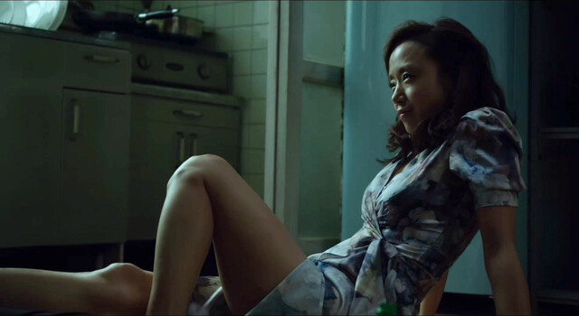 Jeon Do-yeon nude - The Shameless (2015)