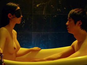 Lee Na-ra nude - Kabukicho Love Hotel (2014)