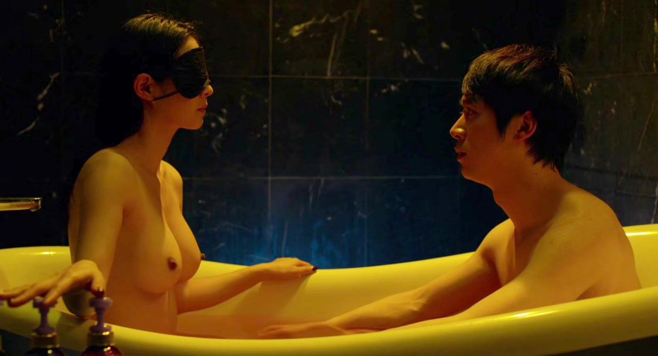Lee Na-ra nude - Kabukicho Love Hotel (2014)