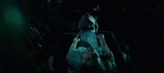 Lizzy DeClement sexy - Oldboy (2013)