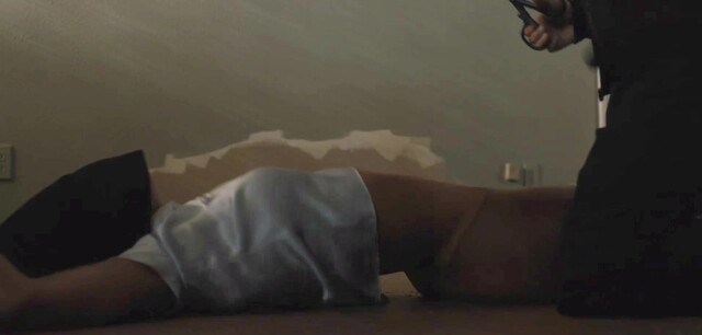 Zoe Saldana nude, Laysla De Oliveira nude, Genesis Rodriguez nude - Lioness s03e02 (2026)