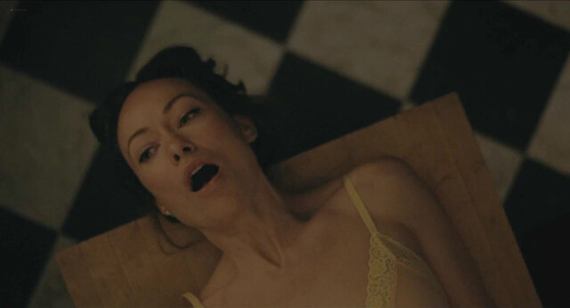 Olivia Wilde sexy, Penélope Cruz sexy - The Invite (2026)