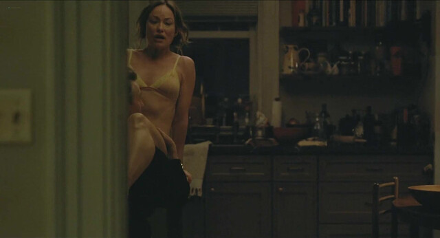 Olivia Wilde sexy, Penélope Cruz sexy - The Invite (2026)